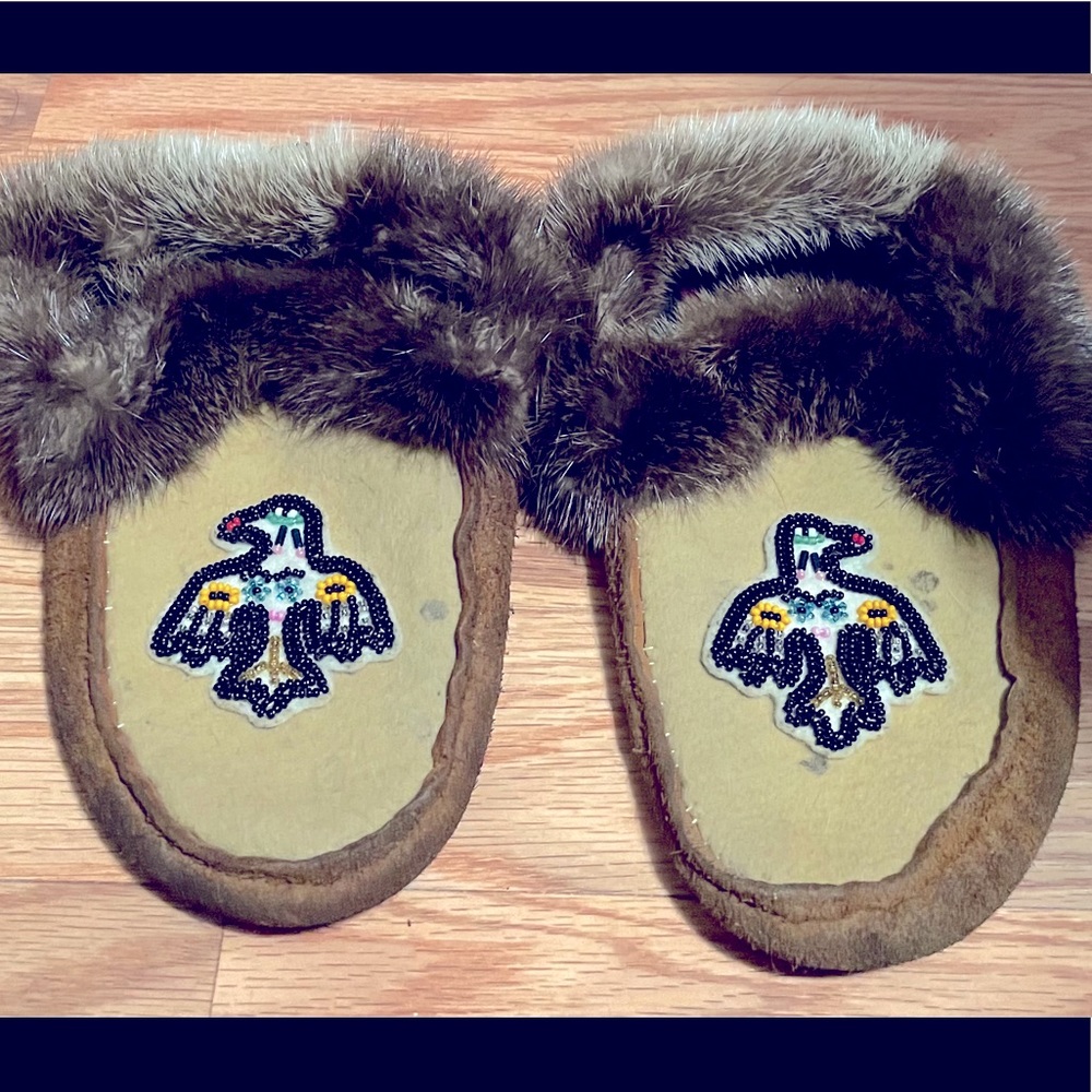 Kids Alaska Native hand sewn/beaded Moccasins